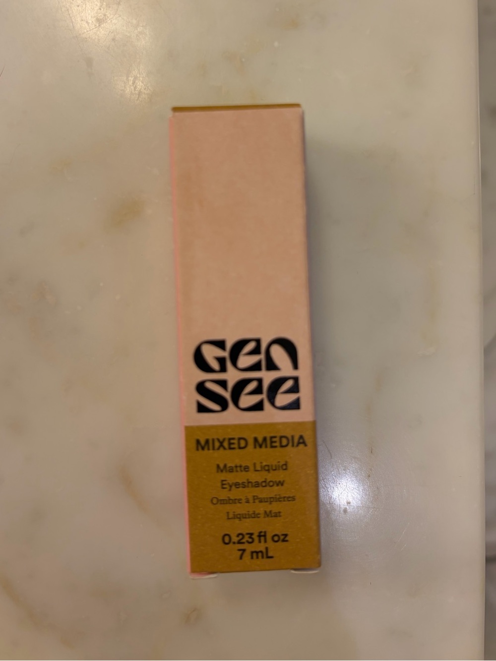 Gen See matte Mixed Media Liquid Eyeshadow - in Linen